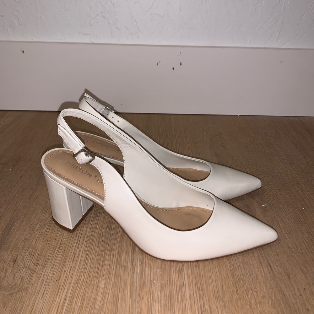 White leather Gibson Latimer size 8.5